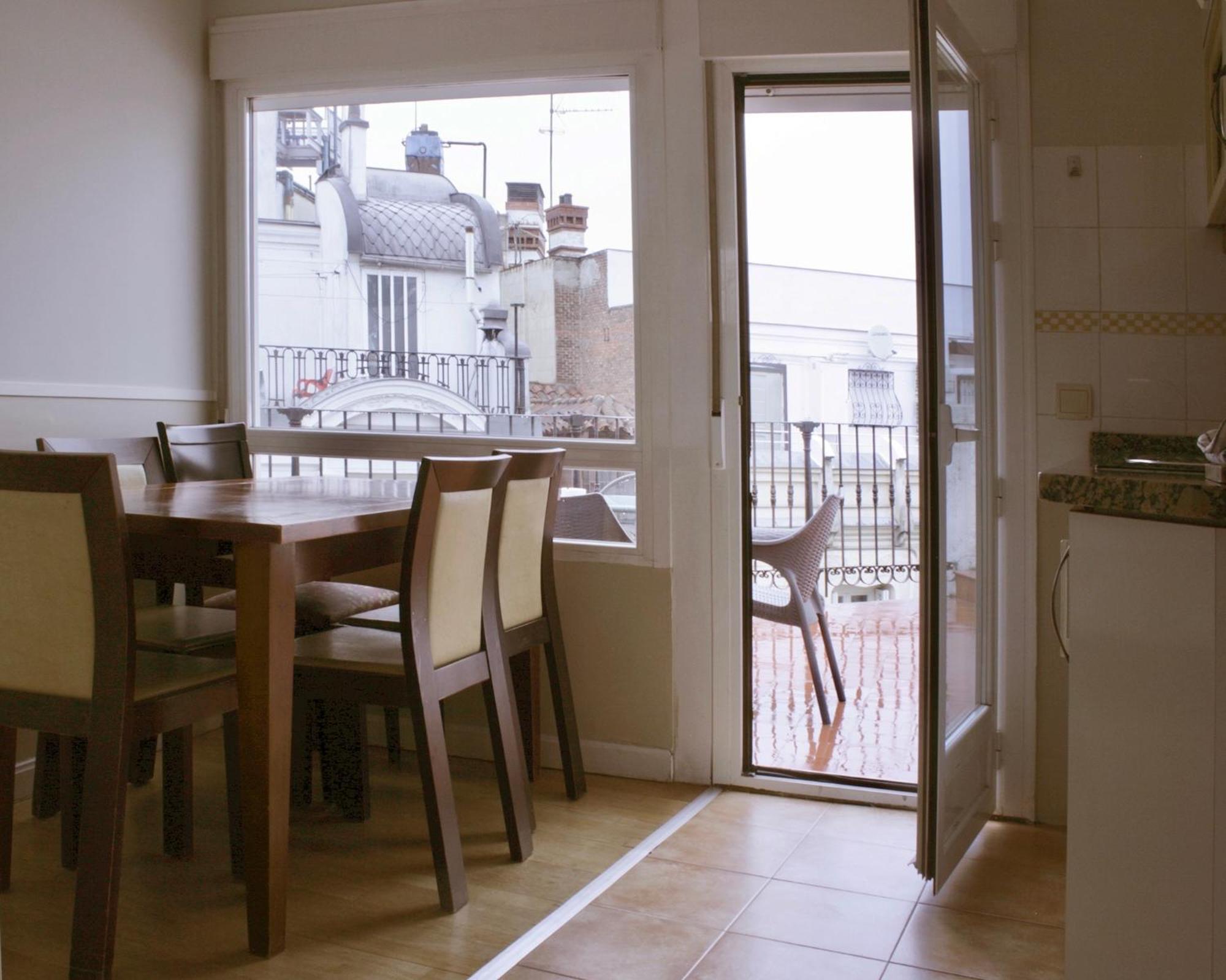 Apartamentos Mayor Centro Madryt Zewnętrze zdjęcie
